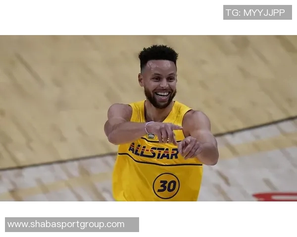 KD调侃全明星表现不佳归咎于库里和利拉德的三分球风格