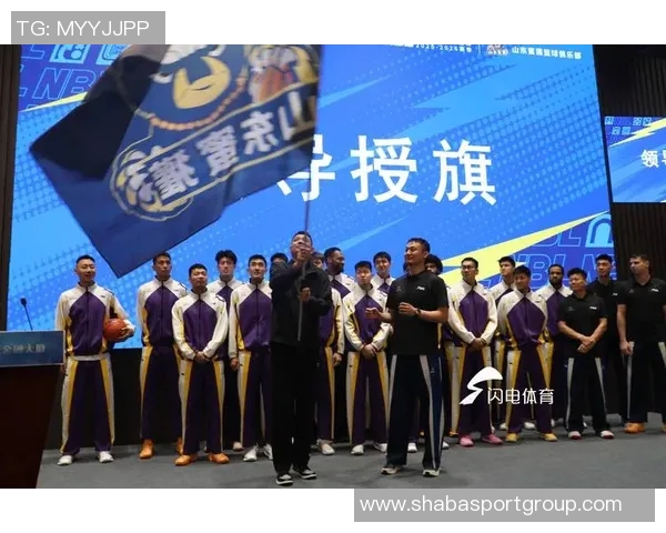 山东蜜獾篮球俱乐部主教练王汝恒携朱荣振等前CBA球员共创辉煌 山东蜜獾篮球俱乐部主教练王汝恒携朱荣振等前CBA球员共创辉煌